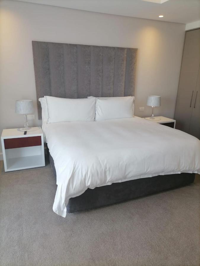 Houghton Suites ヨハネスブルグ エクステリア 写真